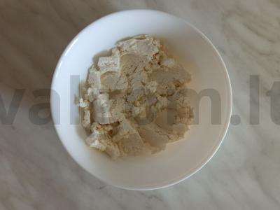 Varškės pasta su serbentų uogiene ir grietine Žingsnis 1