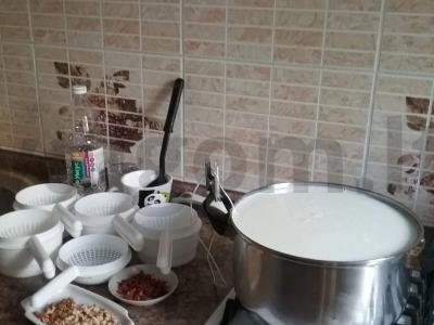 Adygei sūris Žingsnis 1