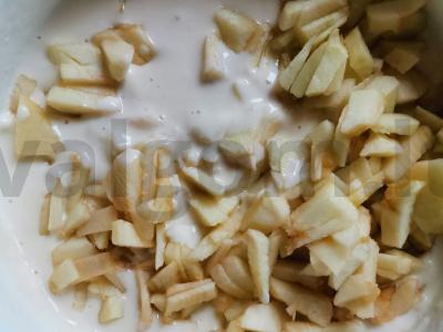 Blynai su žaliu obuoliu ant kefyro Žingsnis 5