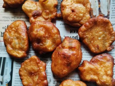 Blynai su žaliu obuoliu ant kefyro Žingsnis 7