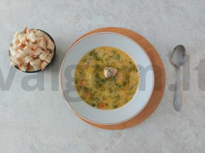 Suomijos žuvienė su grietinėlėmis pagrindine nuotrauka