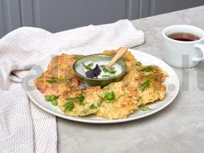 Daržovių blynai su kukurūzų dribsniais pagrindine nuotrauka