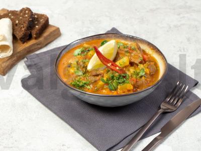 Aviena su bulvėmis lėtoje viryklėje pagrindine nuotrauka