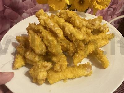 Sultingi tempūriniai vištienos filė pagaliukai pagrindine nuotrauka