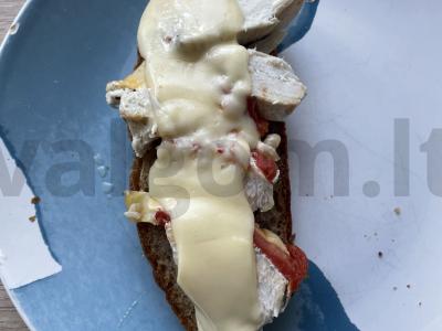 Brusketa su vištienos krūtinėle ir pomidorais Žingsnis 3