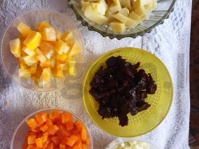 Daržovių salotas „Mix“ su bulvėmis ir moliūgu Žingsnis 1