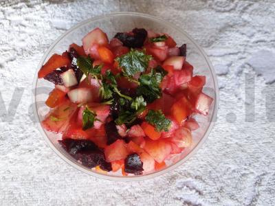 Daržovių salotas „Mix“ su bulvėmis ir moliūgu pagrindine nuotrauka