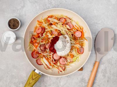 Kvapni solianka su dešrelėmis ir kopūstais Žingsnis 2