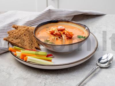 Kvapni solianka su dešrelėmis ir kopūstais pagrindine nuotrauka