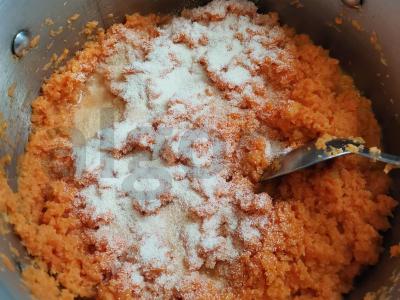 Morkų kotletai su manų kruopomis ir džiūvėsėliais Žingsnis 4