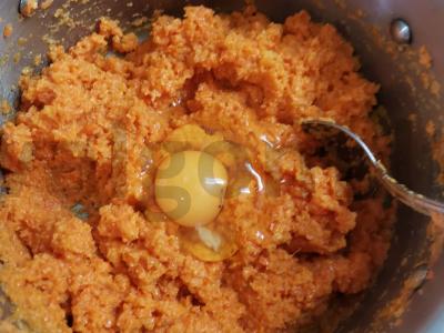 Morkų kotletai su manų kruopomis ir džiūvėsėliais Žingsnis 5