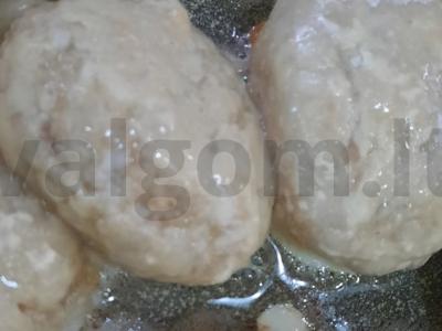 Žuvies kotletai su manų kruopomis Žingsnis 5