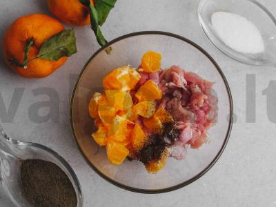 Įdarytos vištienos blauzdos su mandarinų Žingsnis 2