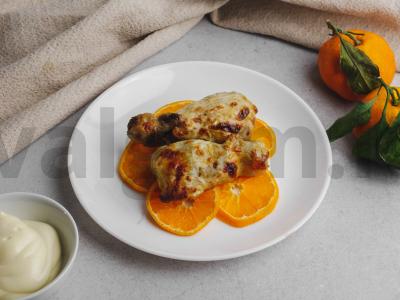 Įdarytos vištienos blauzdos su mandarinų pagrindine nuotrauka