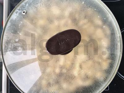 Troškinti grybai savo sultyse Žingsnis 3