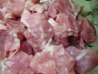 Mėsa lėtoje viryklėje Žingsnis 2