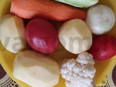 Daržovių sriuba ant mėsos sultinio Žingsnis 2