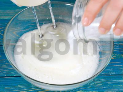 Be cukraus meringų ritinys. Sveika mityba su Olga Žingsnis 2