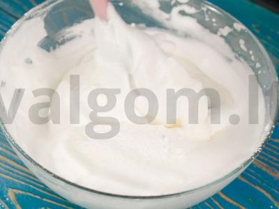 Be cukraus meringų ritinys. Sveika mityba su Olga Žingsnis 4