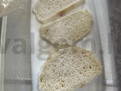 Švelnios kotletai su pienu Žingsnis 1