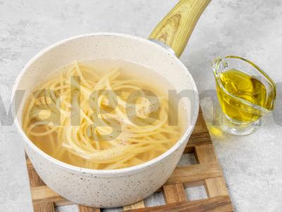 Makaronai su jūros gėrybėmis Žingsnis 1