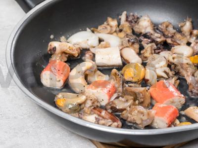 Makaronai su jūros gėrybėmis Žingsnis 2