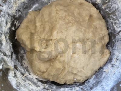 Pyragas su vyšniomis ant pieno Žingsnis 4