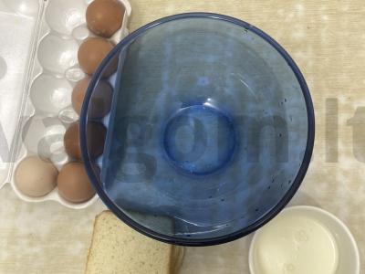 Omletas su tostų duona Žingsnis 1