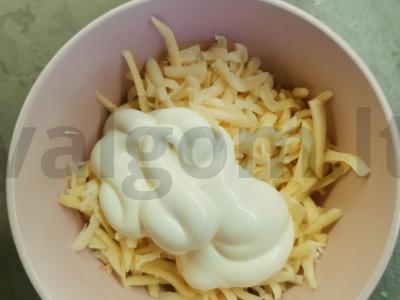 Kepti cukinijos su česnaku ir sūriu Žingsnis 5