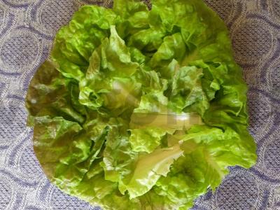 Vitaminų salotas su linų sėmenimis Žingsnis 1