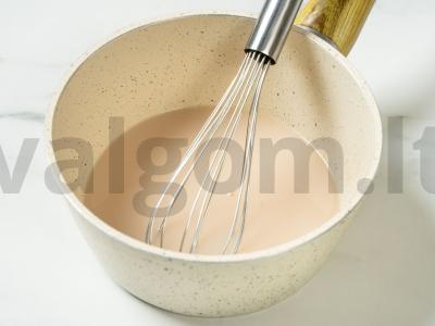 Tešla iš rūgštaus pieno Žingsnis 1