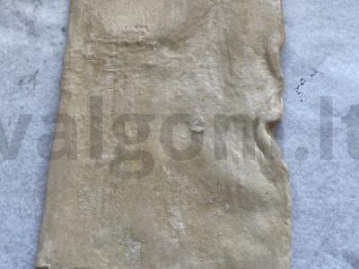 Pica iš sluoksniuoto tešlos su saldžiuoju pipiru ir dešra Žingsnis 1