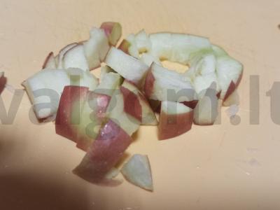 Jogurtinis desertas su obuoliu ir bananais Žingsnis 1