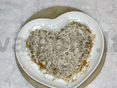 Salotas „Rubino širdis“ su vištienos krūtinėle Žingsnis 4