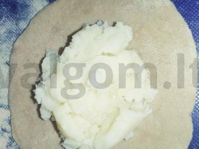 Kibinai iš kvietinių-grikių tešlos Žingsnis 9