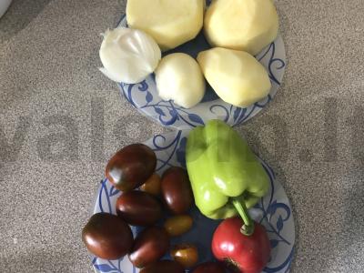 Kiauliena su daržovėmis Žingsnis 2