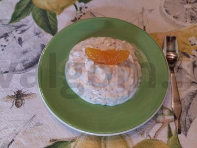 Desertas su jogurtu, chia, graikiniais riešutais ir avižiniais dribsniais Žingsnis 4