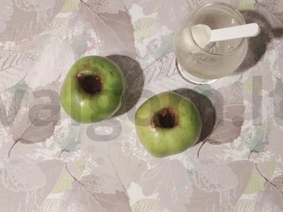 Kepti obuoliai su baltu vynu Žingsnis 2