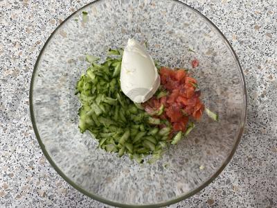 Užkandis „Ritinys su raudona žuvimi“ Žingsnis 1