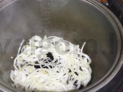 Perlovka su vištiena lėtoje viryklėje Žingsnis 1