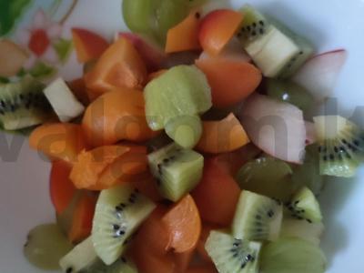 Vaisių salotos su jogurto padažu Žingsnis 3