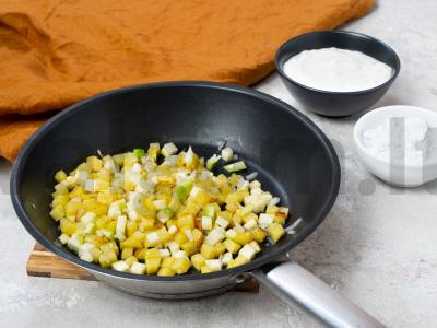 Daržovių troškinys su bulvių miltais Žingsnis 1