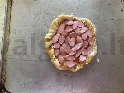 Rudai ir traški pica su Vienos dešrelėmis namuose Žingsnis 10