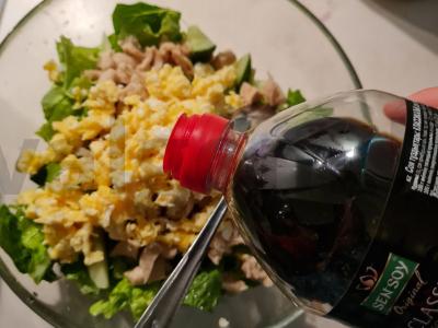 Salotos su tunu, kiaušiniu ir citrinos sultimis Žingsnis 4