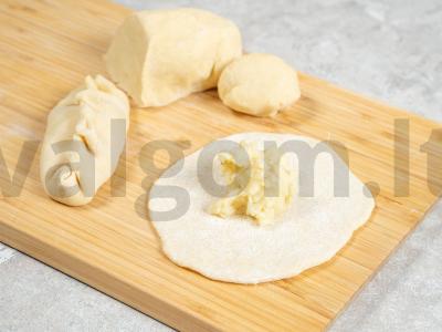 Pyragėliai su sausais pieno milteliais orkaitėje Žingsnis 4