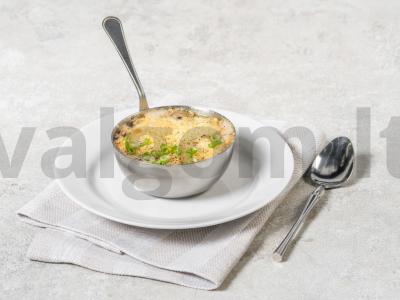 Juliens su vištiena ir grybais pagrindine nuotrauka