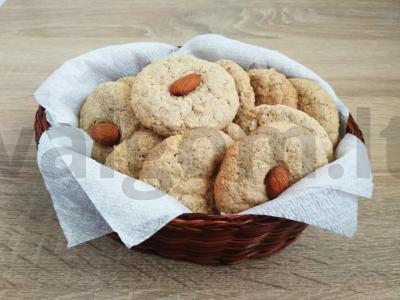 Be gluteninė sausainiai pagrindine nuotrauka