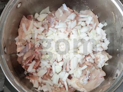 Vištienos šašlykas marinate su stalo krienu ir citrinos sultimis Žingsnis 2