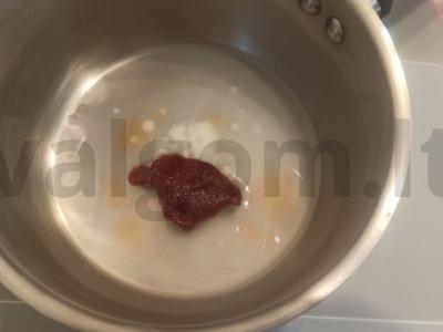 Tatarų kečupas su žolelėmis Žingsnis 1