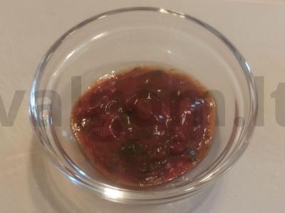 Tatarų kečupas su žolelėmis pagrindine nuotrauka